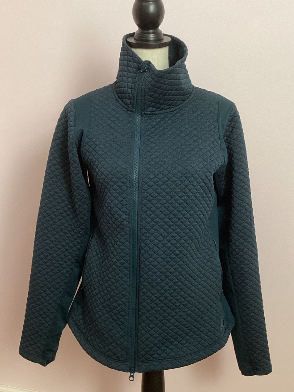 Women’s New Balance quilted asymmetrical zip front jacket, teal.